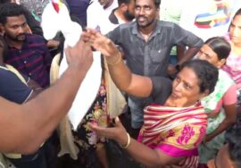 சாக்கடை ஓடும் திருவொற்றியூர் வீதிகள்! யாரும் கண்டுகொள்ளாத மக்களுக்கு சீமான் துயர் துடைப்பு உதவிகள்